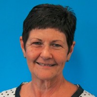 Lyndal Knight