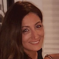 Neda Safdar