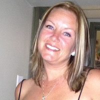 Deanna White