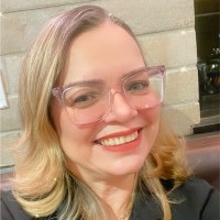 Elisângela Ferreira