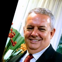 José Aparecido De Oliveira
