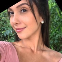 Caroline Cruz
