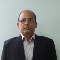 Robert deCasseres