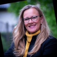 Claudia Zadory