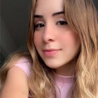 Crislaine Ferreira