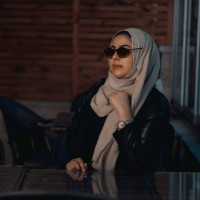 Raya Azzouni