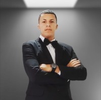 Adriano Barros