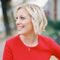 Jennifer Moss Calhoun