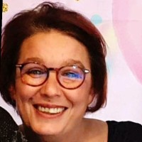 Stephanie Messager