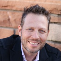 Derek L Hendricks