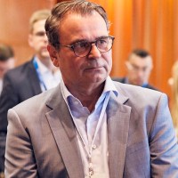 Stefan Schneider