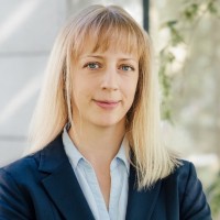 Dr. Julia Romic-Pickl