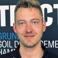 Steffen H.