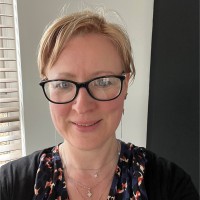 Leanne O'Neill (Burgess)