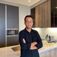 Akmal M.