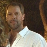 Robert Santos