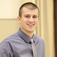 Brody Bratsch, Pe