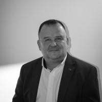 Damien HALLOT