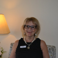 Lesley Miller