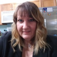 Lynda White