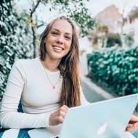 Amber Van Gool - Life Coach - Lifestyle Abroad