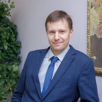 Юрий Титов