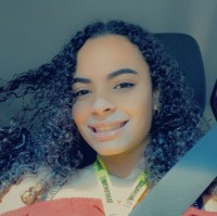 Nayeli Roche Flores