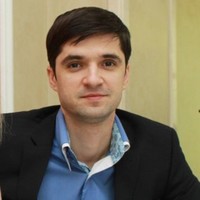 Евгений Шаповал