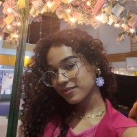 Thayná Caldas