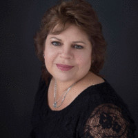 Rhonda Rayner