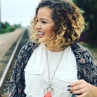 Angela Renner