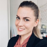 Laura Becker