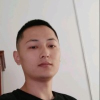 何勇亮