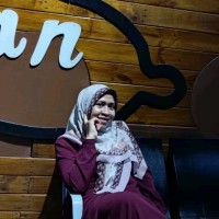 Diana Tri W.