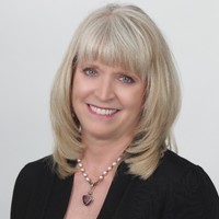 Gail Davis, Cpm