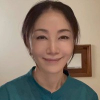 Kate L.