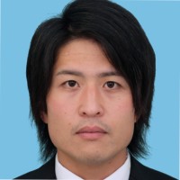 智希井上