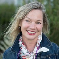 Ellen Peck