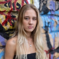Sienna Burch