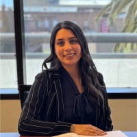 Karen Mora, Mba