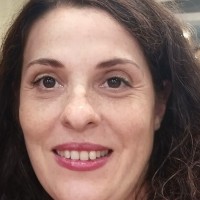 Veronica R.