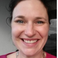 Laura Logue