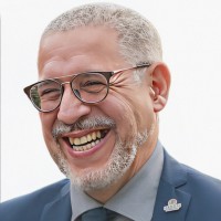 Peter Esteves