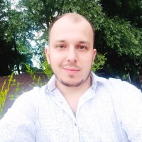 Александр Петров