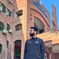 Dr Hamza Farooqi