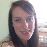 Laura Neaves
