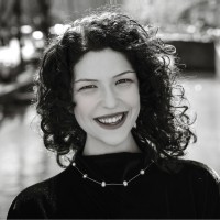 Irmak Kara Gül
