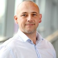 Simon Reg Dutton