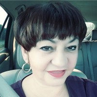 Elizabeth (Liz) Jones