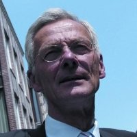 CHRIS M. DE KLEIN